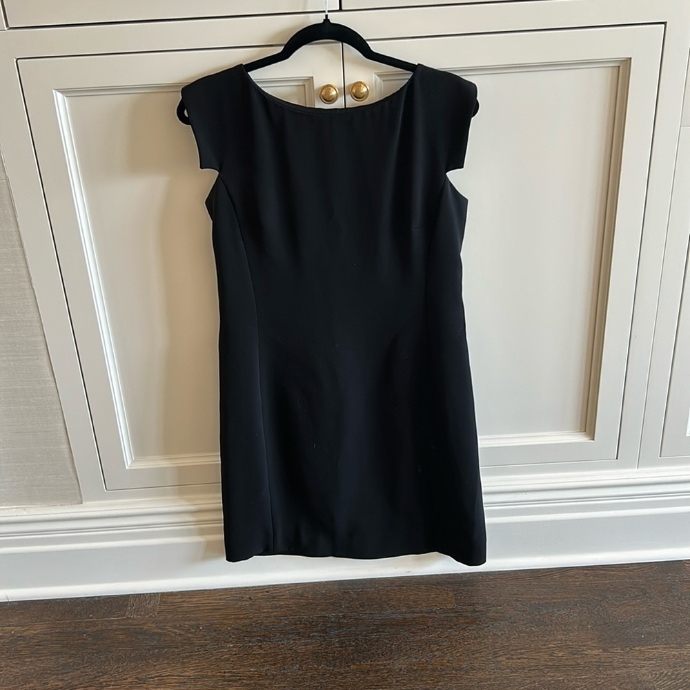 MM Lafleur washable black dress with cap sleeves. Size 6